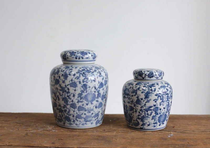 Creative Co-Op Blue & White Ceramic Ginger Jar with Lid - Image 4